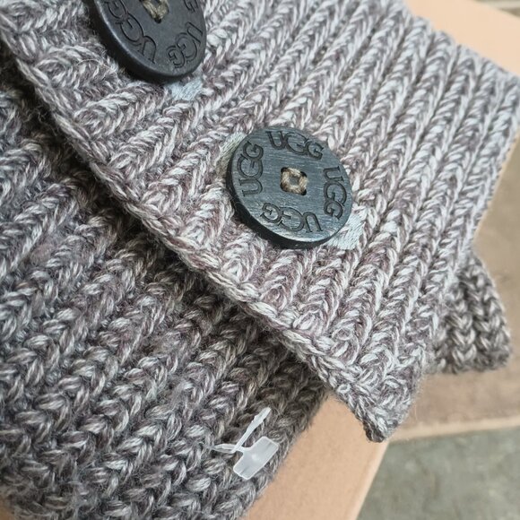 UGG Grey Knitted Boots - Picture 7 of 9